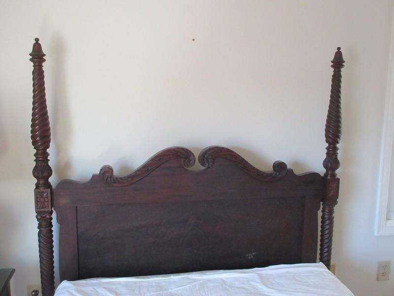 Rare Find Regal Berkey & Gay Furniture Antique Mahogany Empire Full Size Spiral 4 Poster Bed