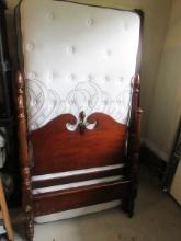 Traditional Mahogany Low 4 Poster Twin Size Bed w/Finials Plus Mattress & Box Spring