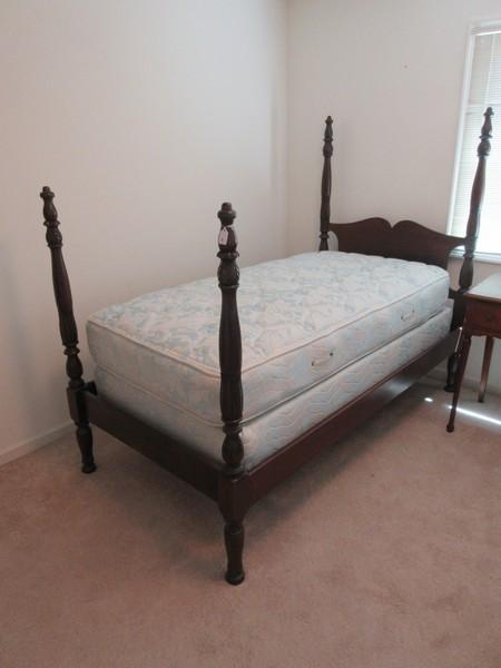 Early Solid Mahogany Twin Size Federal Style 4 Poster Bed Carved Foliage Post w/Pine Side Rails