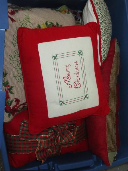 Lot Misc Chair Cushions, Decorative Christmas Pillows