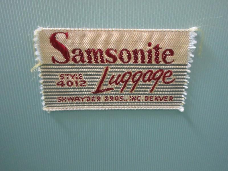 Vintage Samsonite Green Train Travel Cas Style 4012 Luggage w/Key- 9"H x 13" x 8"