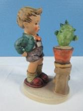 Collectors Goebel Hummel "Confidentially" 6" Figurine #314 Last  Bee Mark TMK5