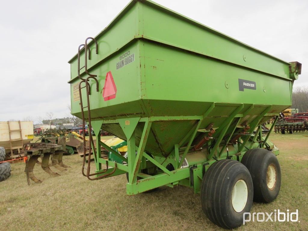 Parker 6000 grain cart