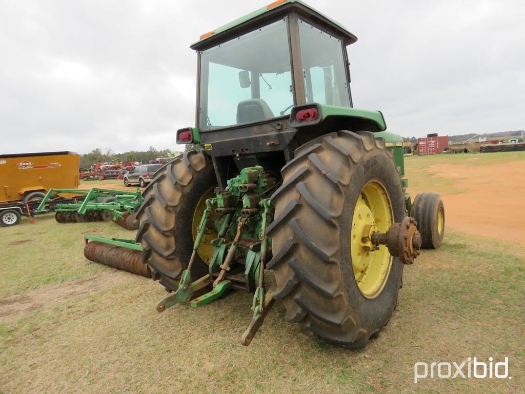 John Deere 4650 tractor