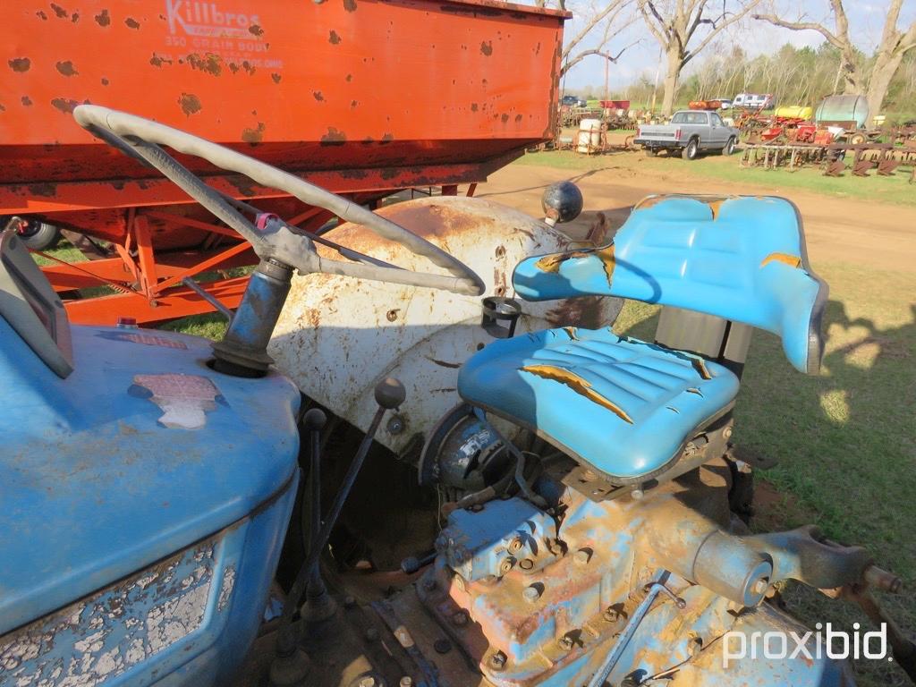 Ford 7000 tractor