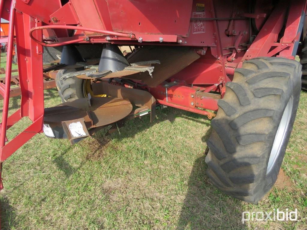 CaseIH 1660 combine