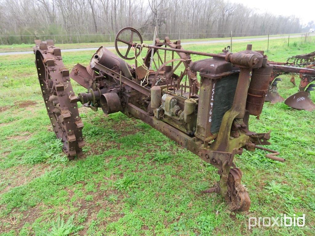 Farmall F12 tractor (AS/IS)