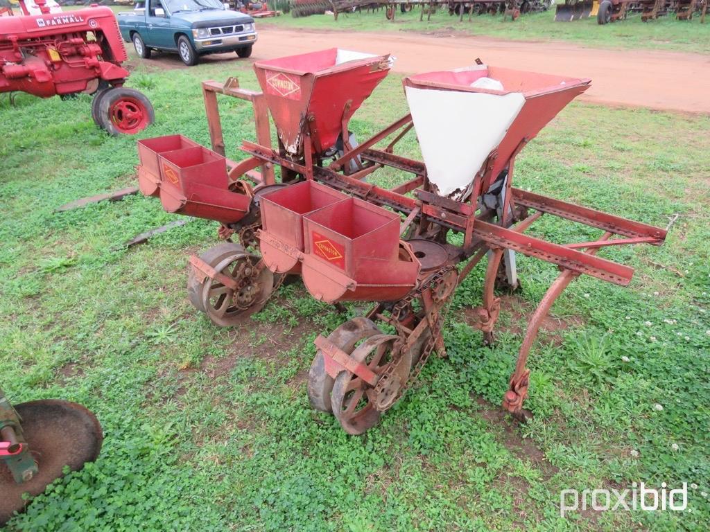 Covington 2 row planter w/ fertilizer