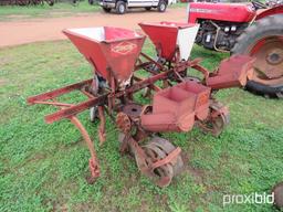 Covington 2 row planter w/ fertilizer