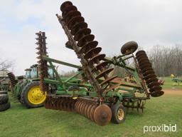 John Deere 630 disc