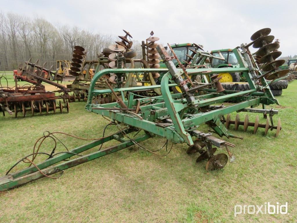 John Deere 230 disc