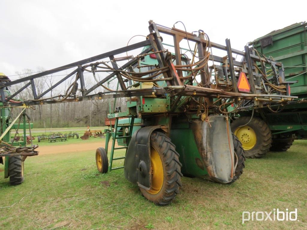 John Deere 6500 sprayer