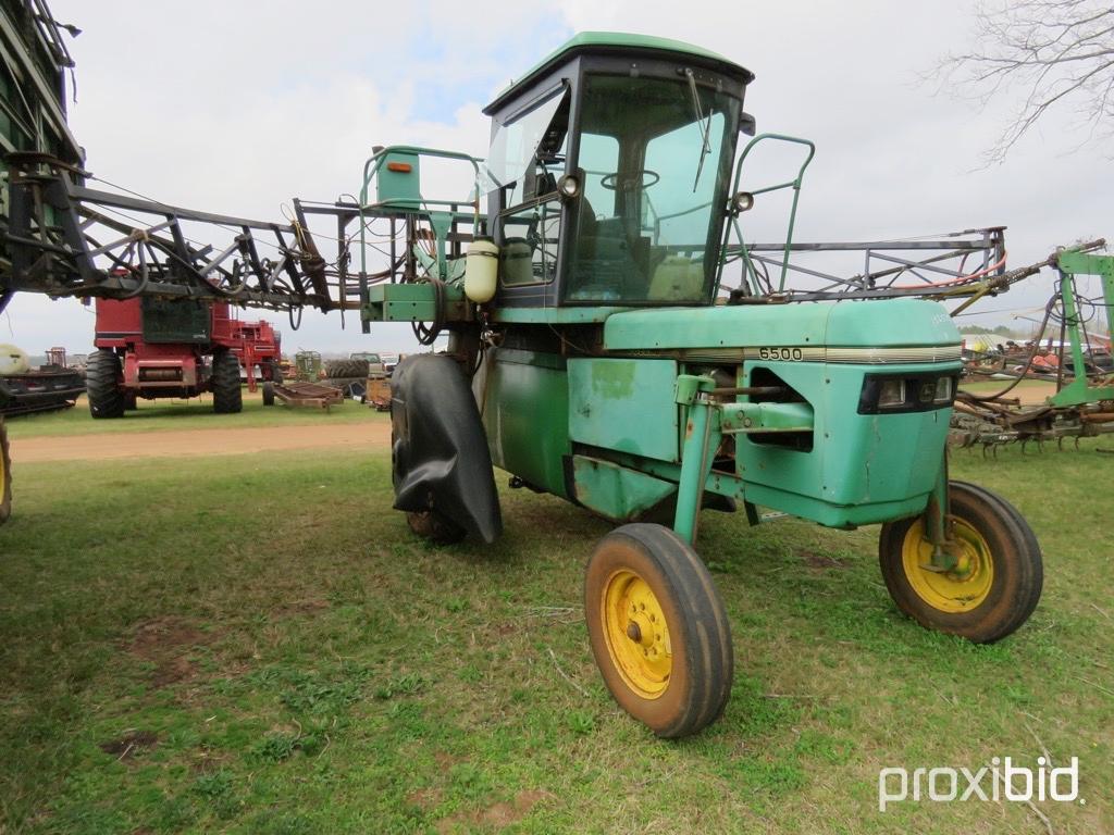 John Deere 6500 sprayer