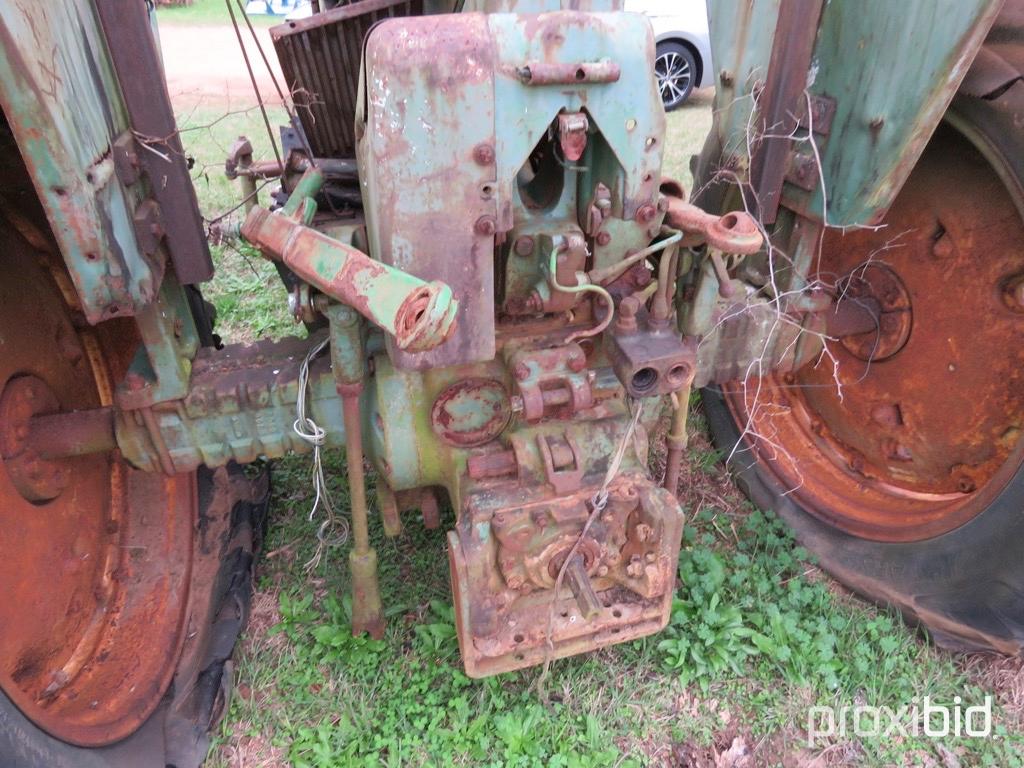 John Deere 3020 tractor (AS/IS)