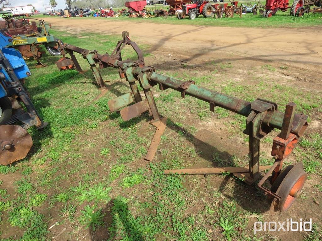 6 row peanut vine lifter plow