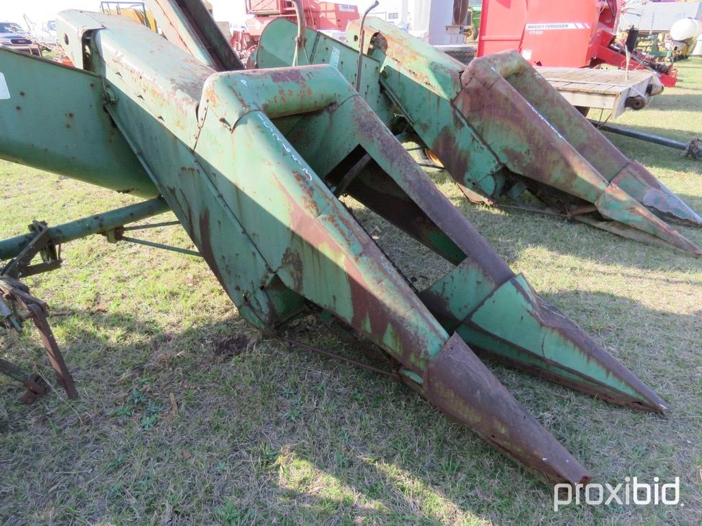 John Deere 120  1 row mounted corn puller