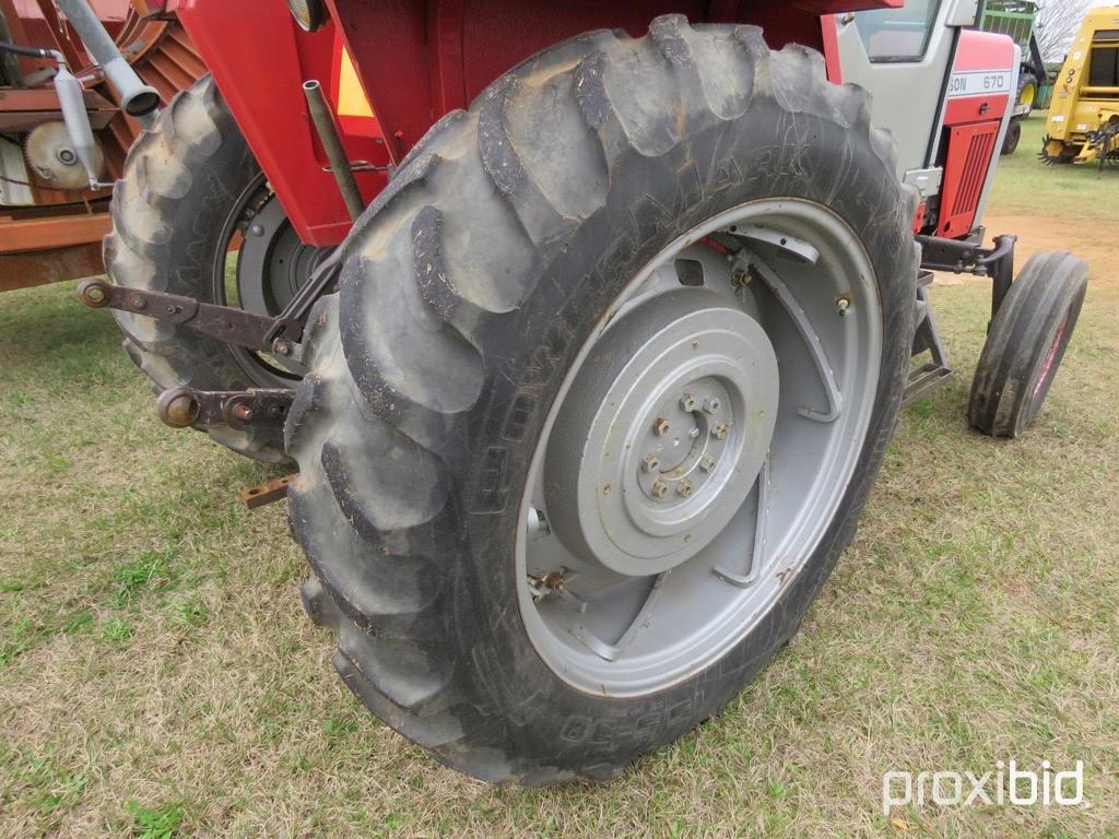 Massey Ferguson 670 tractor