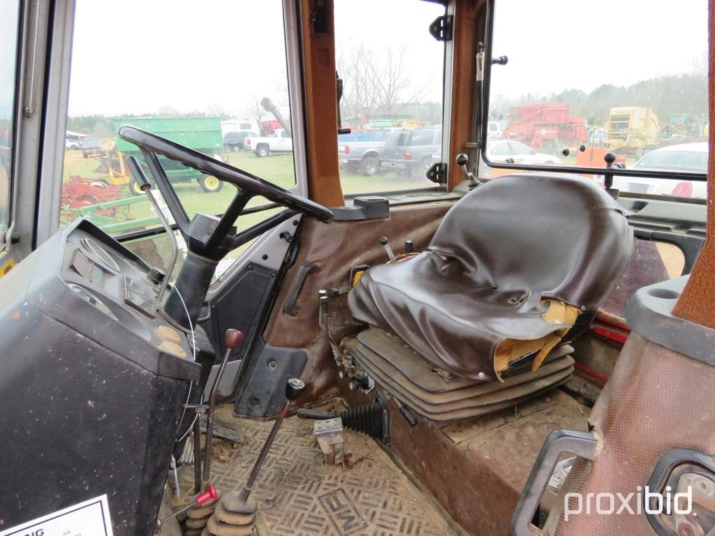 Massey Ferguson 670 tractor