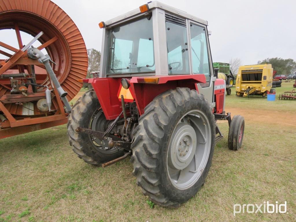 Massey Ferguson 670 tractor