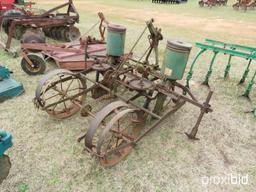 John Deere 2 row planter