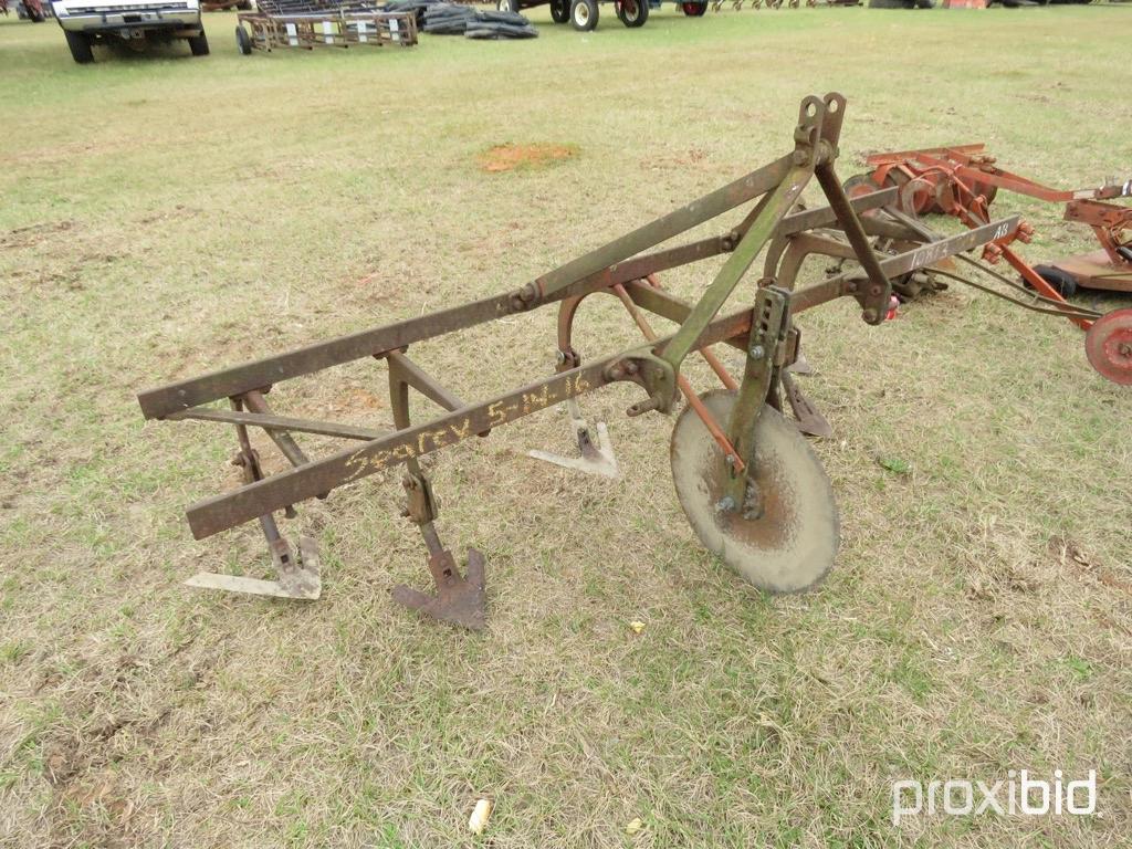 Pittsburg 2 row cultivator