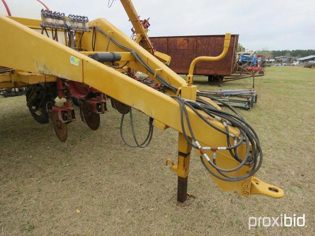 KBH 12 row nitrogen applicator