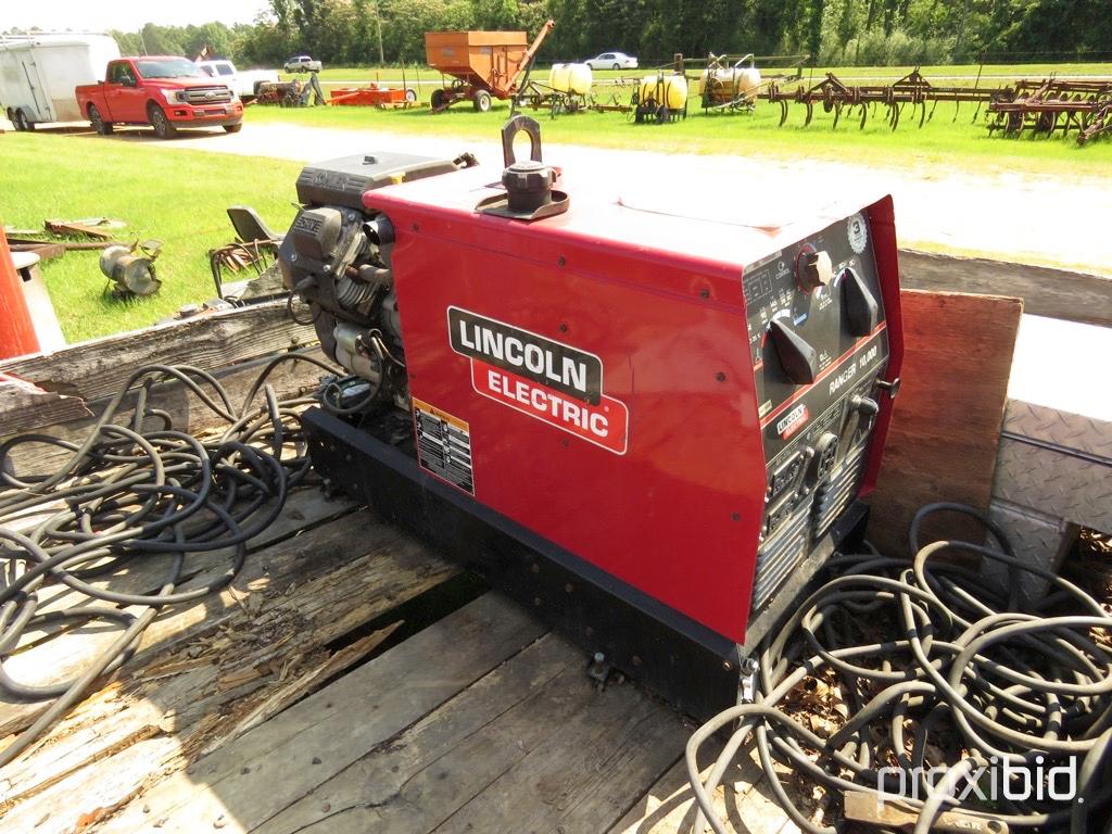 Lincoln Ranger 10,000 portable welder w/ leads