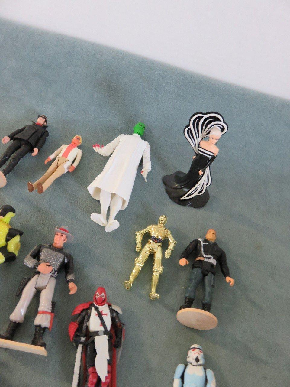 Action Figure Lot of (40)Batman/Planet Terror/More