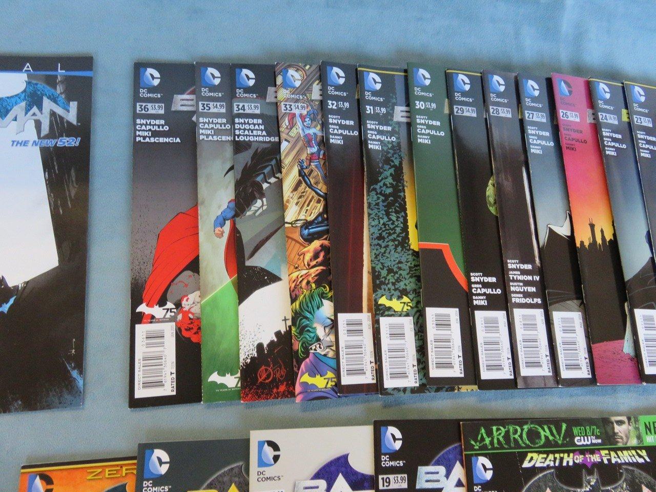 Batman The New 52 Group of (19)