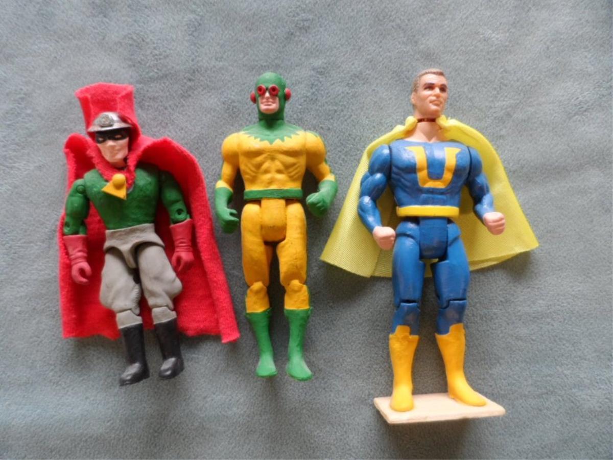 Big Bang Comics Custom Figures Lot of (3)