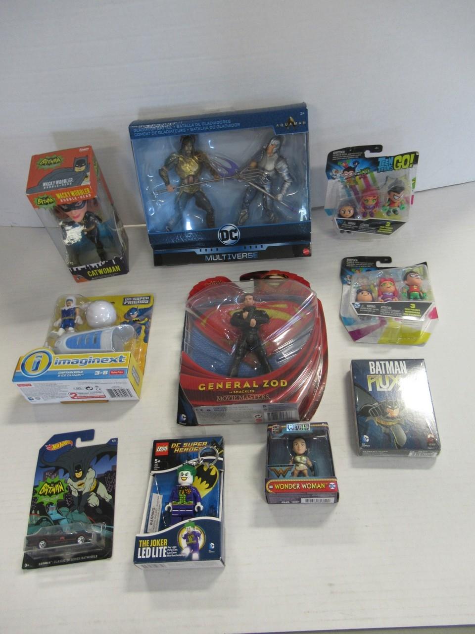 DC Figure & Toy Lot of (10)