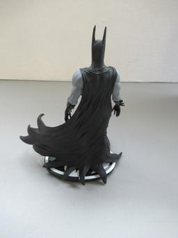 Batman Black and White Statue/Turner