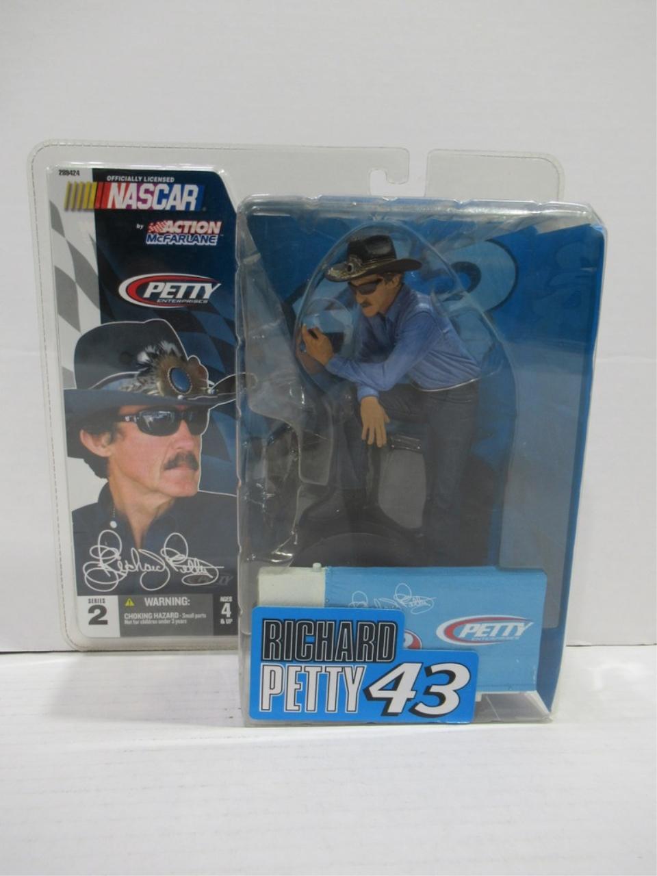 NASCAR/Racing Collectibles Box Lot