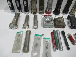 Vintage Flashlight Box Lot