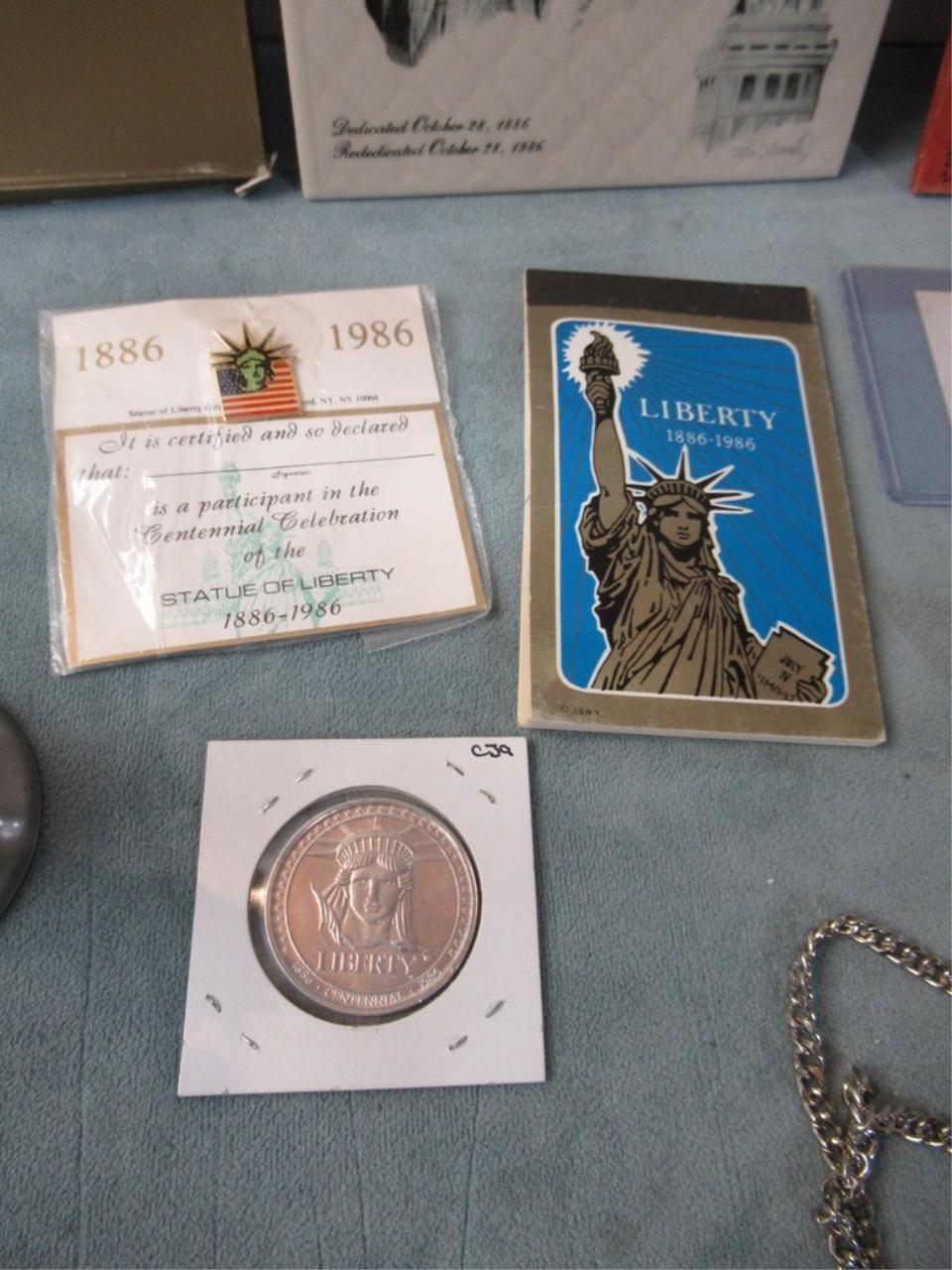 Statue of Liberty Collectibles Box Lot