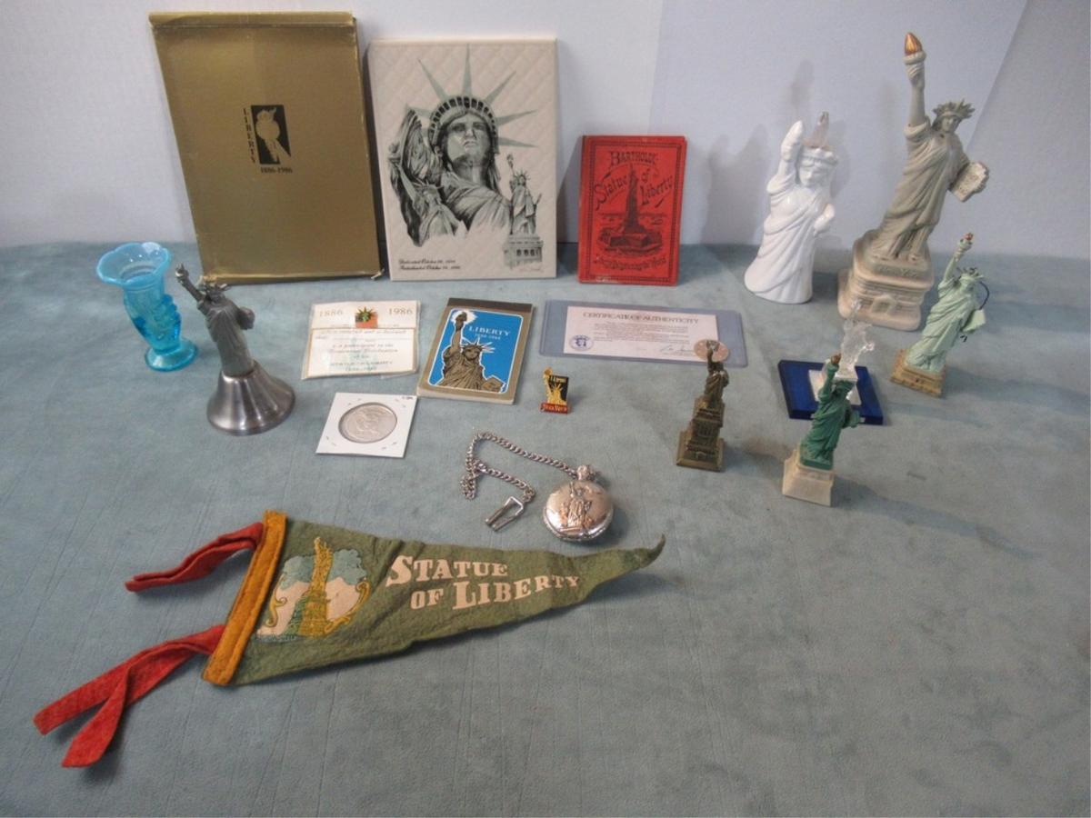 Statue of Liberty Collectibles Box Lot