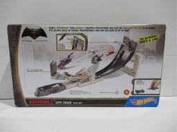 Batmobile City Chase Hot Wheels Set