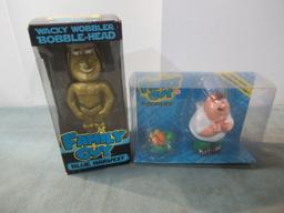 Family Guy Figure Lot of (2)