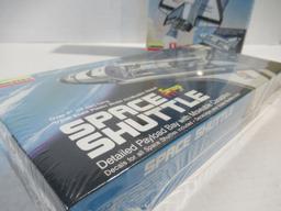 Space Shuttle Model Kit Lot of (2)