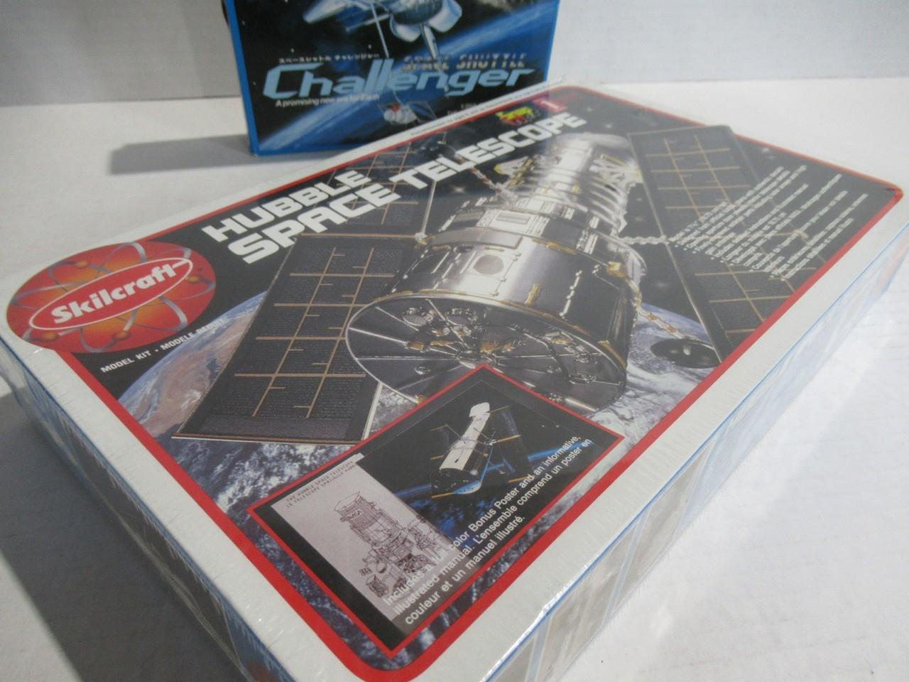 Space Vehicle Model Kits Lot of (2)