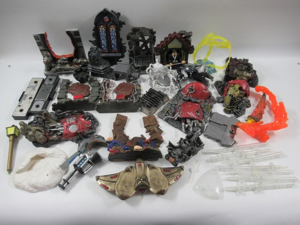 Super-Heroes Action Figures/Display Lot