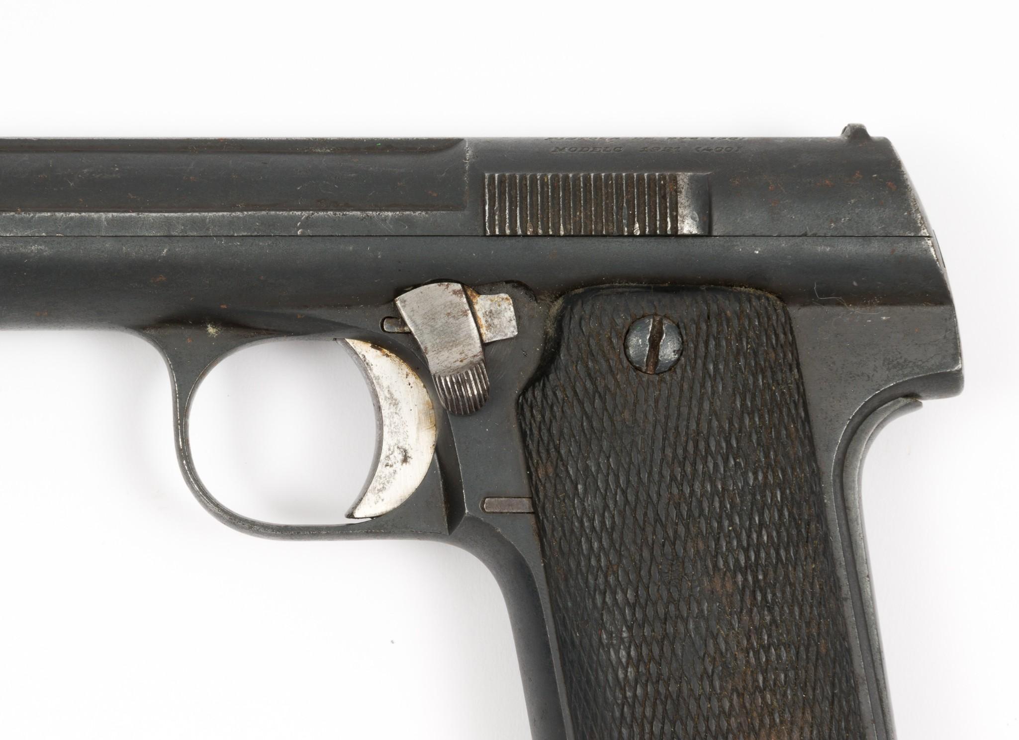 Astra Model 1921 (AKA M400) Semi Auto Pistol, Cal. 9mm Largo