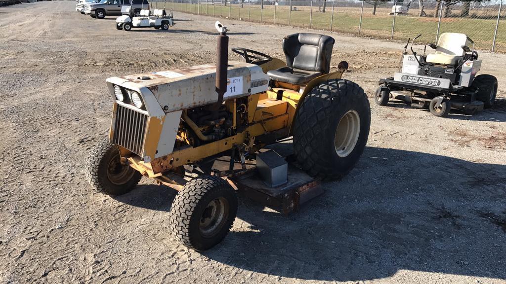 International Harvester 185 Lowboy Riding