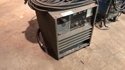 Lincoln Idealarc R3R - 400 electric arc welder,