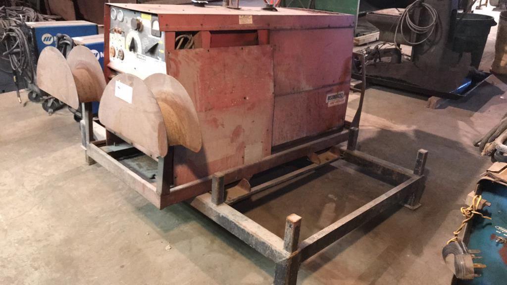 Lincoln electric gas powered 250 AC/DC Welder,