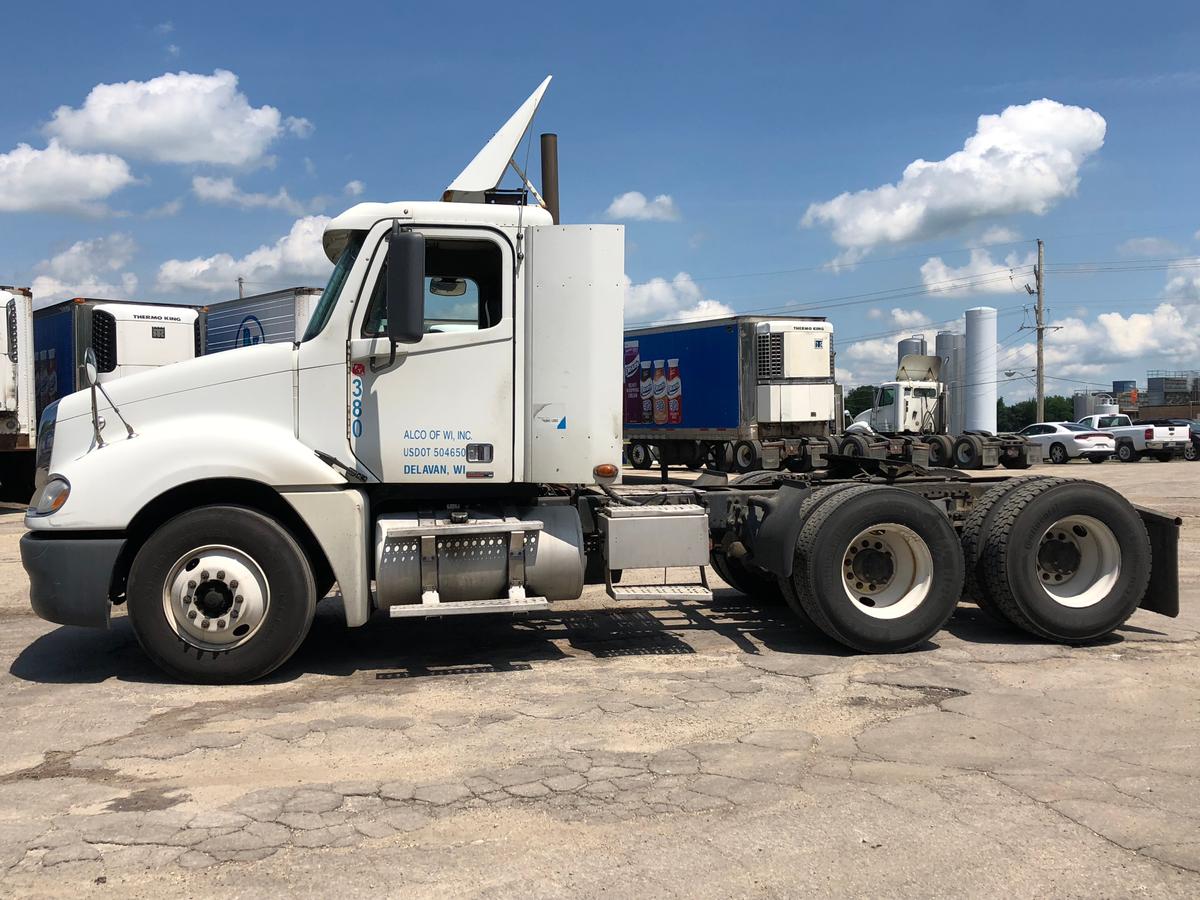 2009 Freightliner Columbia Truck Tractor,