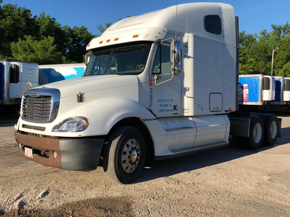 2007 Freightliner Columbia Truck Tractor,