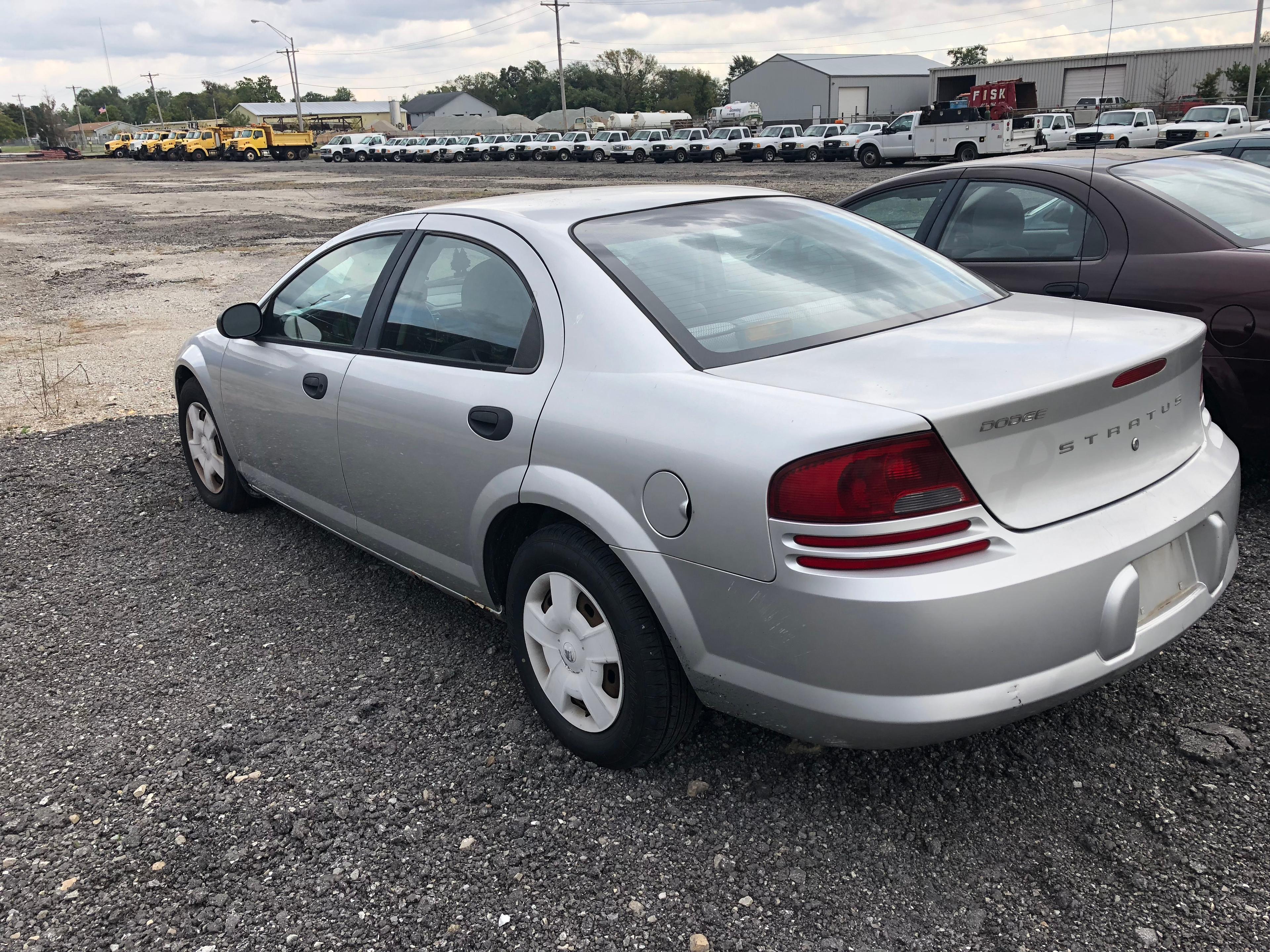 2004 Dodge Stratus Sedan Car,