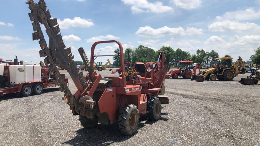 Ditch Witch 4010 Trencher Backhoe Combo,