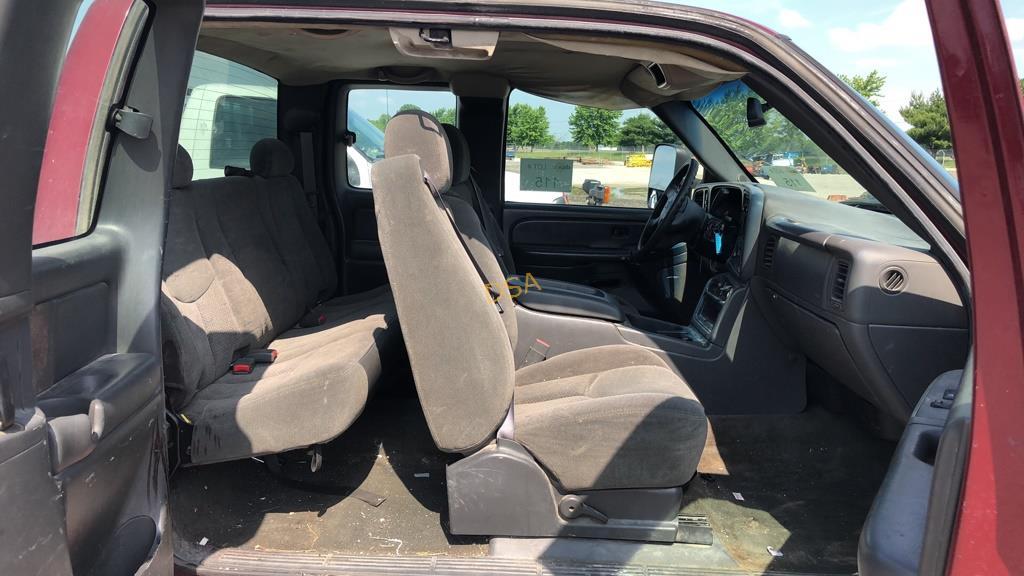 2005 Chevrolet Silverado 2500HD Pickup Truck,